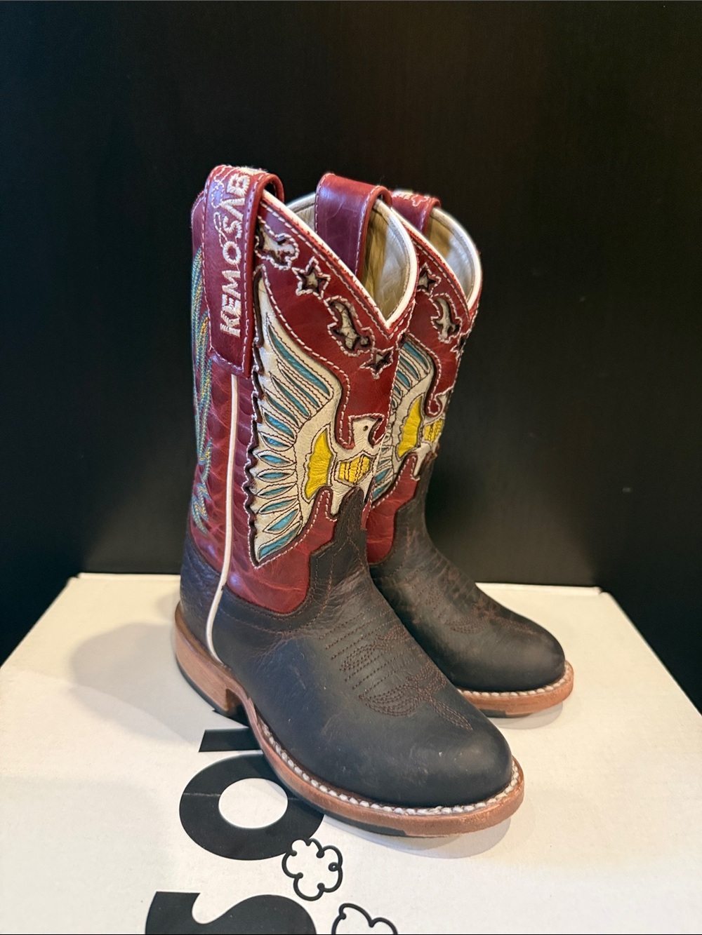 Kemosabe Kids Boots size 9K